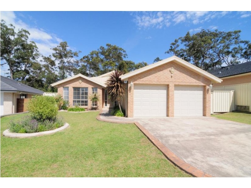 8 Carver Court, St Georges Basin NSW 2540
