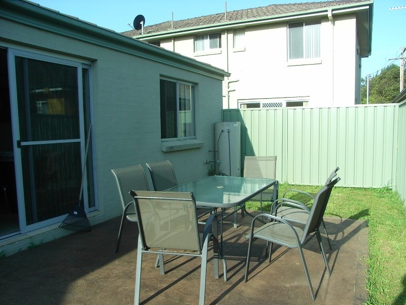 2/47 Hawke Street, Huskisson NSW 2540