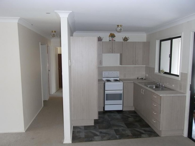 6 Coulon Street, Woollamia NSW 2540