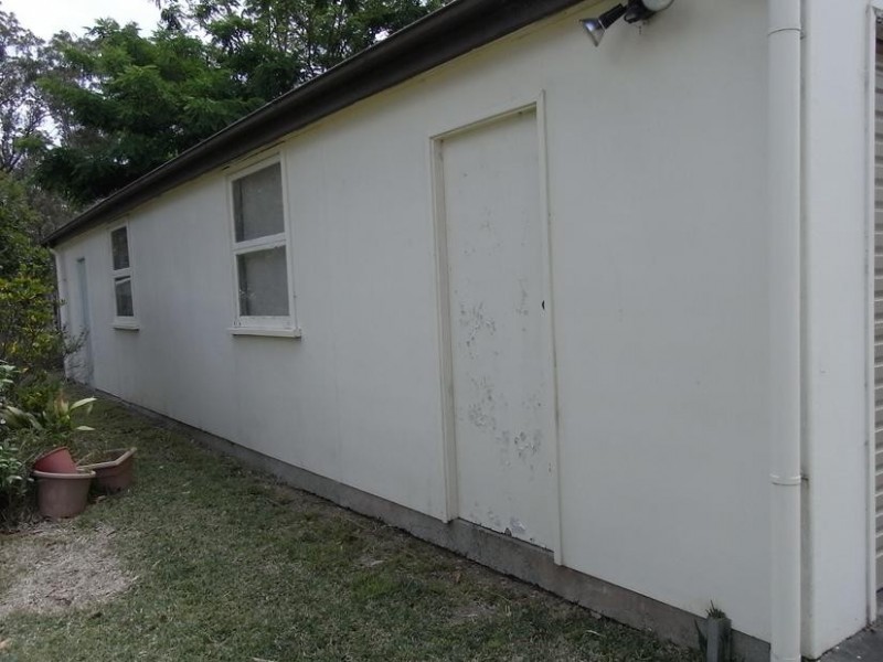 6 Coulon Street, Woollamia NSW 2540