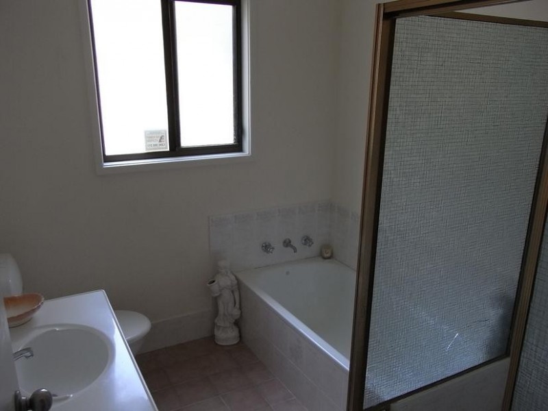 6 Coulon Street, Woollamia NSW 2540