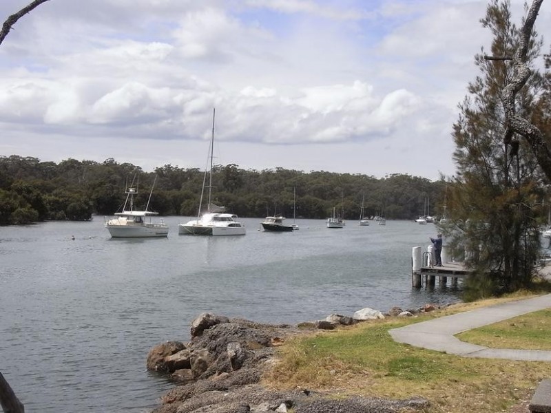 6 Coulon Street, Woollamia NSW 2540