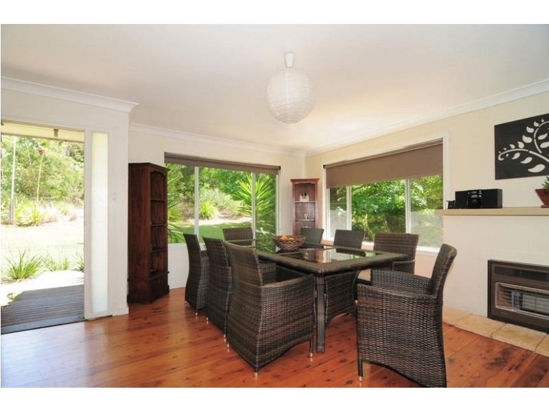 59 Woollamia Road, Falls Creek NSW 2540