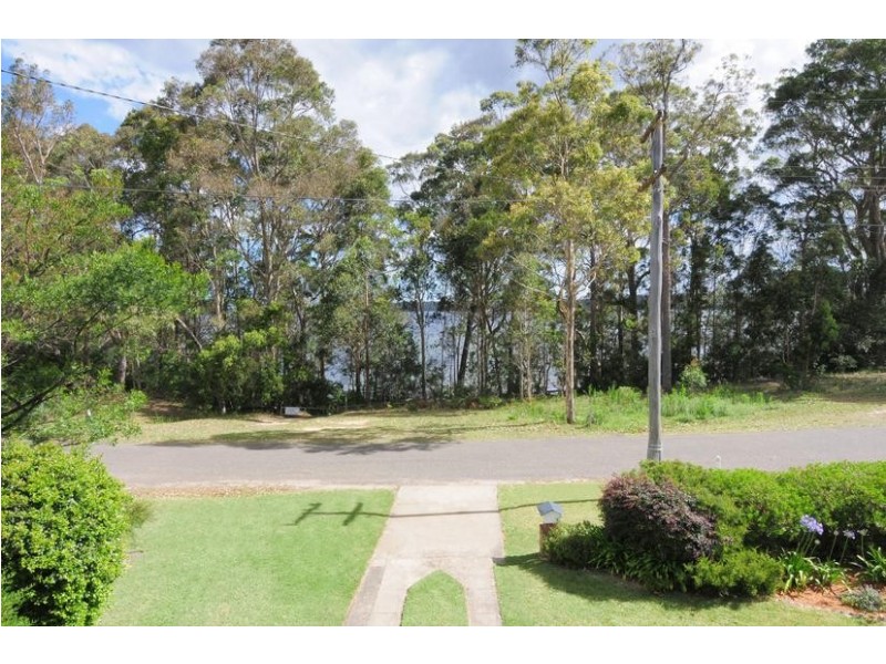 119 Basin View Parade, Basin View NSW 2540