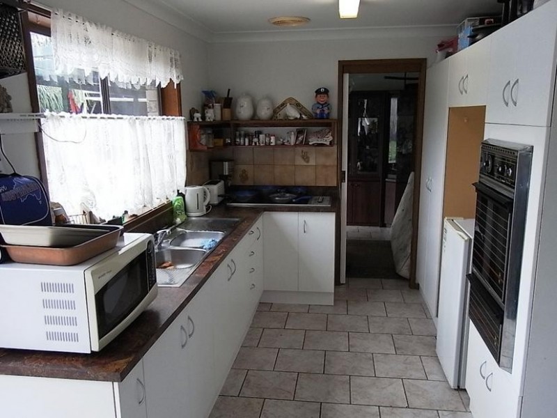 1 Truscott Avenue, Sanctuary Point NSW 2540