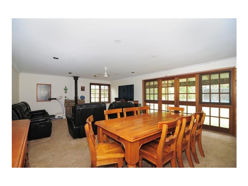 9 Watt Road, Falls Creek NSW 2540