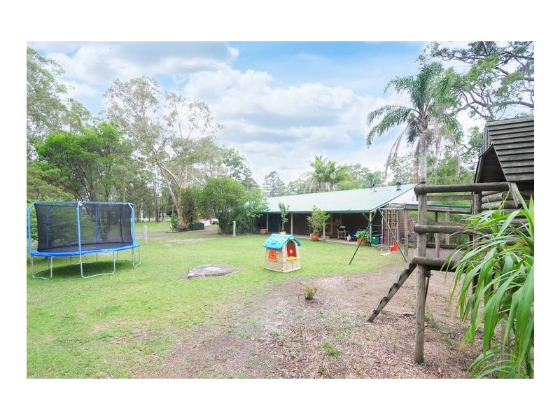 9 Watt Road, Falls Creek NSW 2540