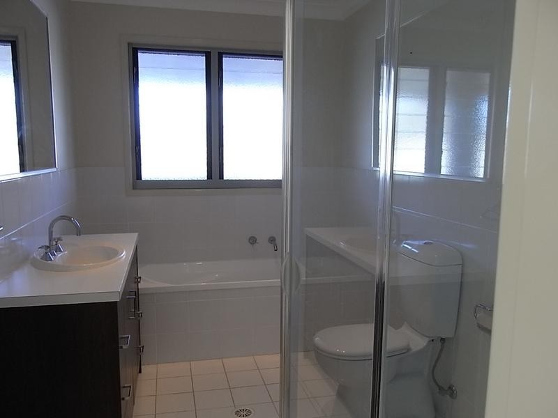 2/21 Duncan Street, Huskisson NSW 2540