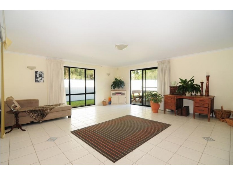 18 Kallaroo Road, Erowal Bay NSW 2540