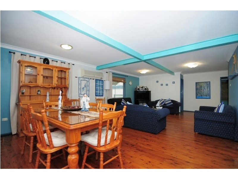 77 Elizabeth Drive, Vincentia NSW 2540