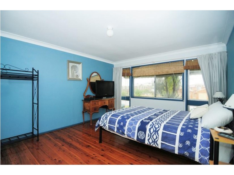 77 Elizabeth Drive, Vincentia NSW 2540