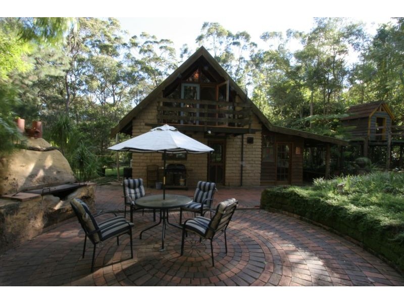 24 Fairfax Road, Woollamia NSW 2540