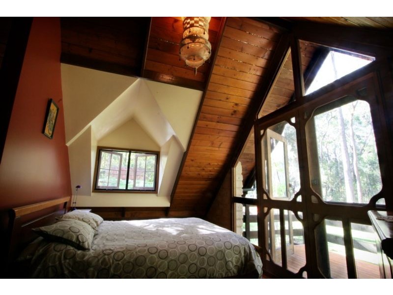 24 Fairfax Road, Woollamia NSW 2540