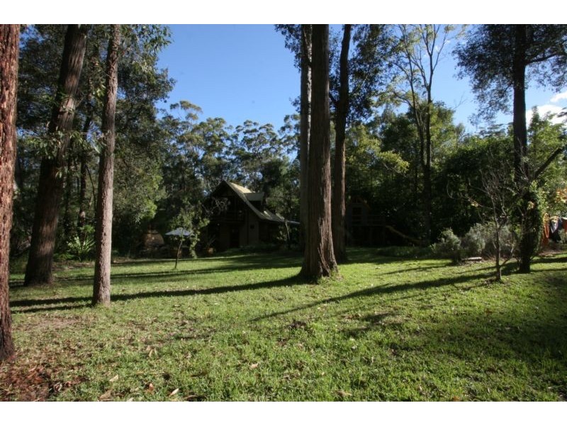 24 Fairfax Road, Woollamia NSW 2540