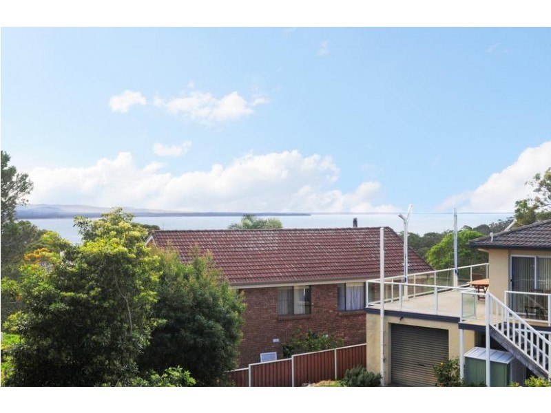 8 Troubridge Drive, Vincentia NSW 2540