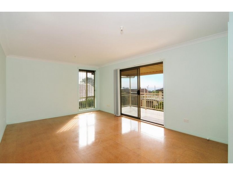 8 Troubridge Drive, Vincentia NSW 2540