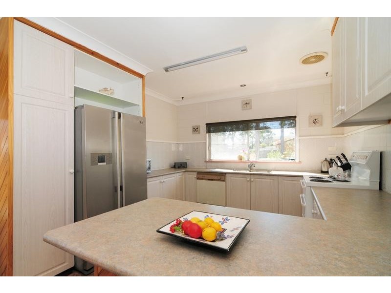 6 Edward Street, Vincentia NSW 2540