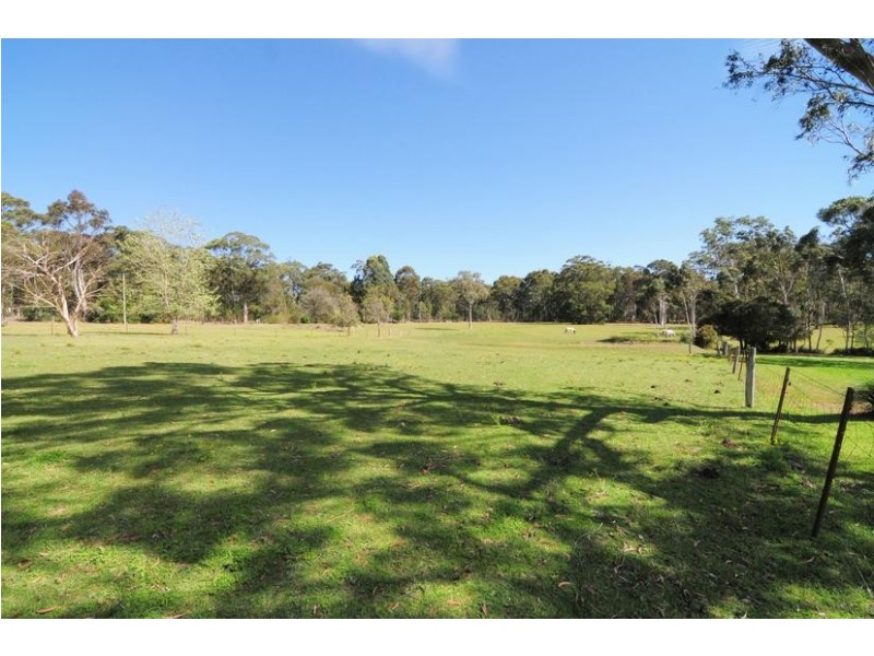 41 Mortimer Road, Falls Creek NSW 2540