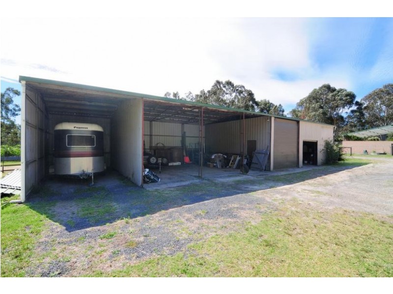 41 Mortimer Road, Falls Creek NSW 2540