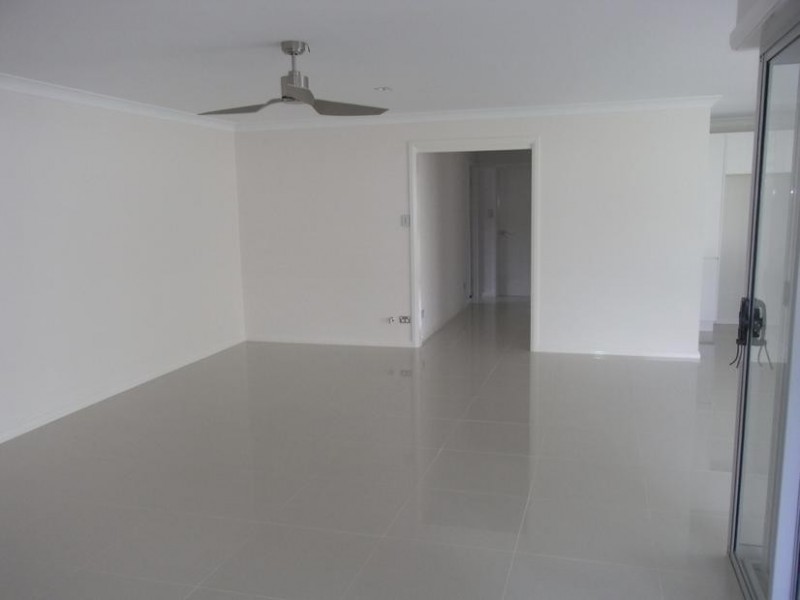 14 Turvey Crescent, St Georges Basin NSW 2540
