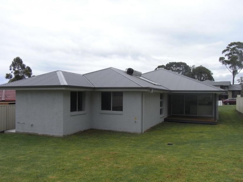 14 Turvey Crescent, St Georges Basin NSW 2540