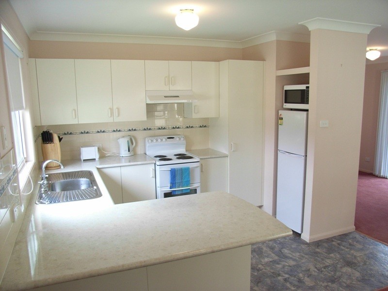 3 Bowen Street, Huskisson NSW 2540