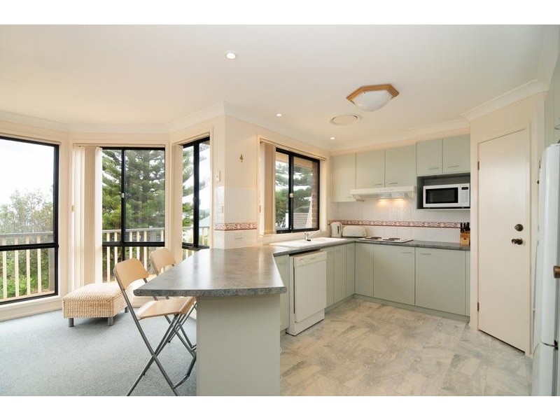 112 Elizabeth Drive, Vincentia NSW 2540