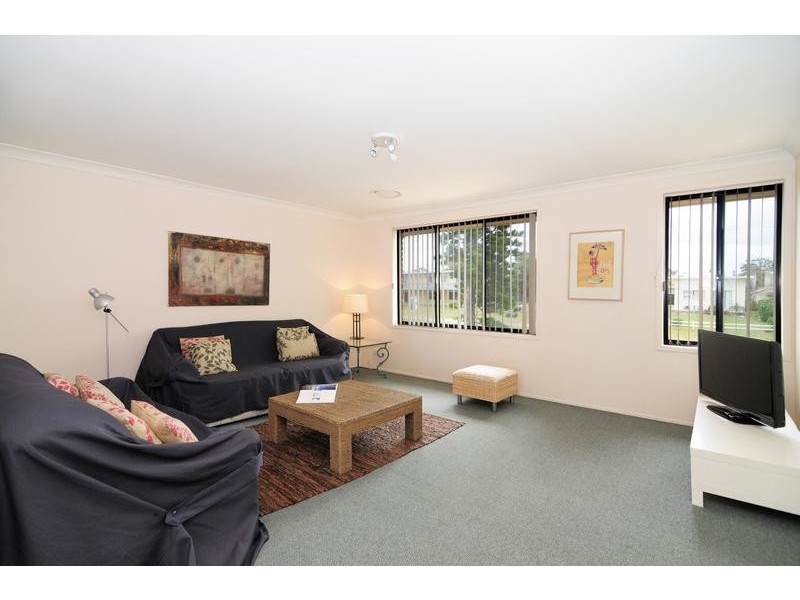 112 Elizabeth Drive, Vincentia NSW 2540