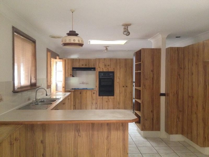 8 Waddell Street, Huskisson NSW 2540