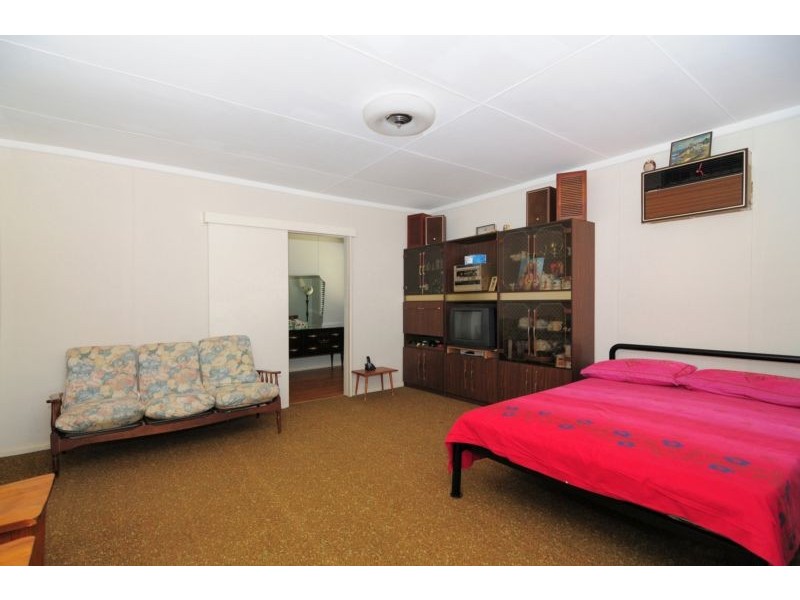 9 First Avenue, Erowal Bay NSW 2540