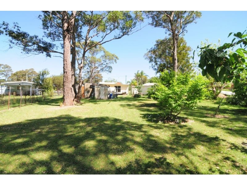 9 First Avenue, Erowal Bay NSW 2540