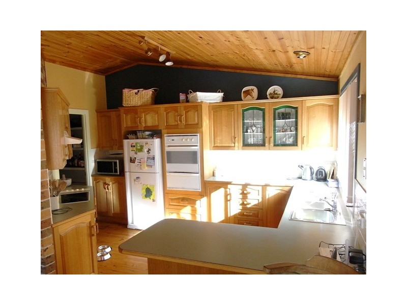 345 Hawken Road, Tomerong NSW 2540