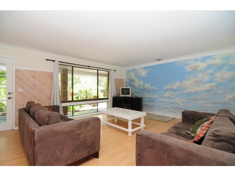 6 Jervis Street, Tomerong NSW 2540