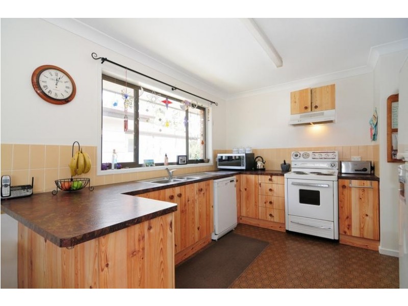 8 Elizabeth Drive, Vincentia NSW 2540