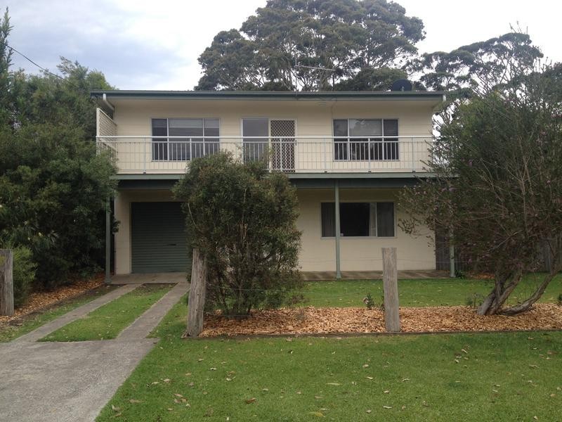 9 Second Avenue, Erowal Bay NSW 2540