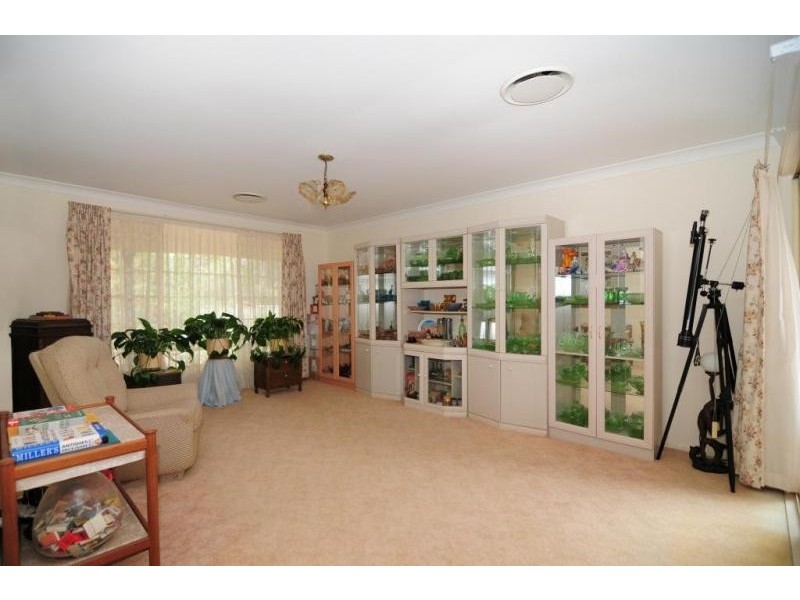 15 Streamside Street, Woollamia NSW 2540