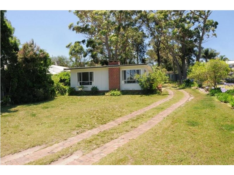 124 Naval Parade, Erowal Bay NSW 2540
