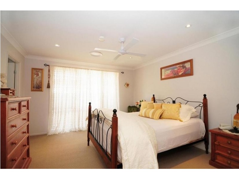 5 Paino Crescent, Sanctuary Point NSW 2540