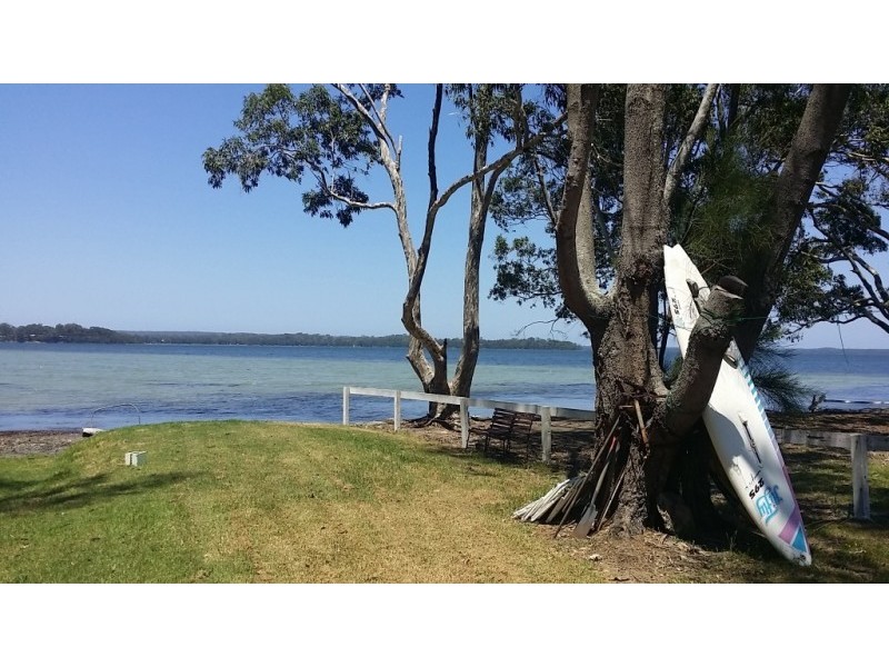 14 Island Point Road, St Georges Basin NSW 2540