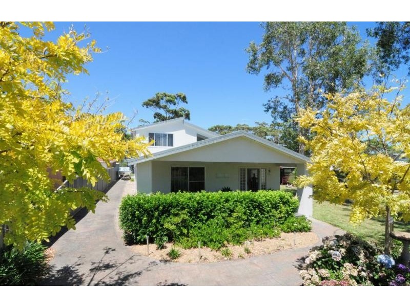 18 Greville Avenue, Sanctuary Point NSW 2540
