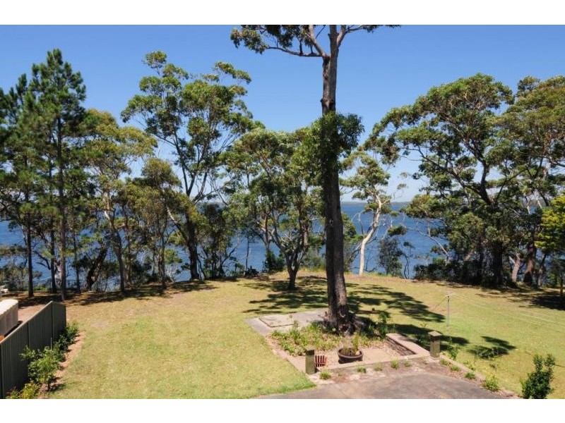 18 Greville Avenue, Sanctuary Point NSW 2540