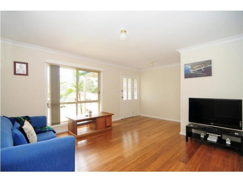 11 Fitzpatrick Street, Old Erowal Bay NSW 2540