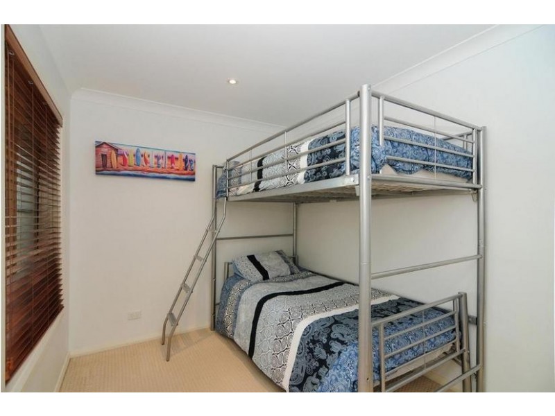 69 Elizabeth Drive, Vincentia NSW 2540