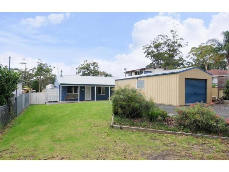 8 Sheeran Street, Old Erowal Bay NSW 2540