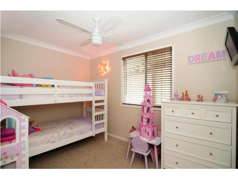 8 Sheeran Street, Old Erowal Bay NSW 2540