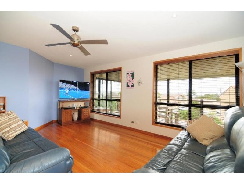 10 Raven Close, Vincentia NSW 2540