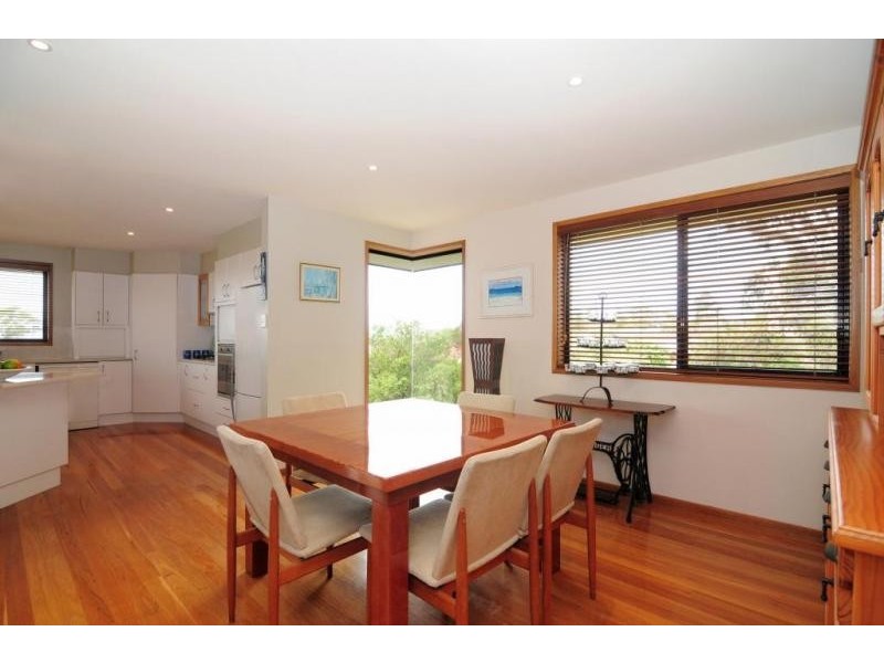 10 Raven Close, Vincentia NSW 2540