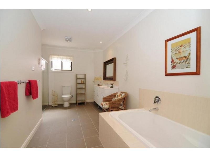 13 Niger Street, Vincentia NSW 2540