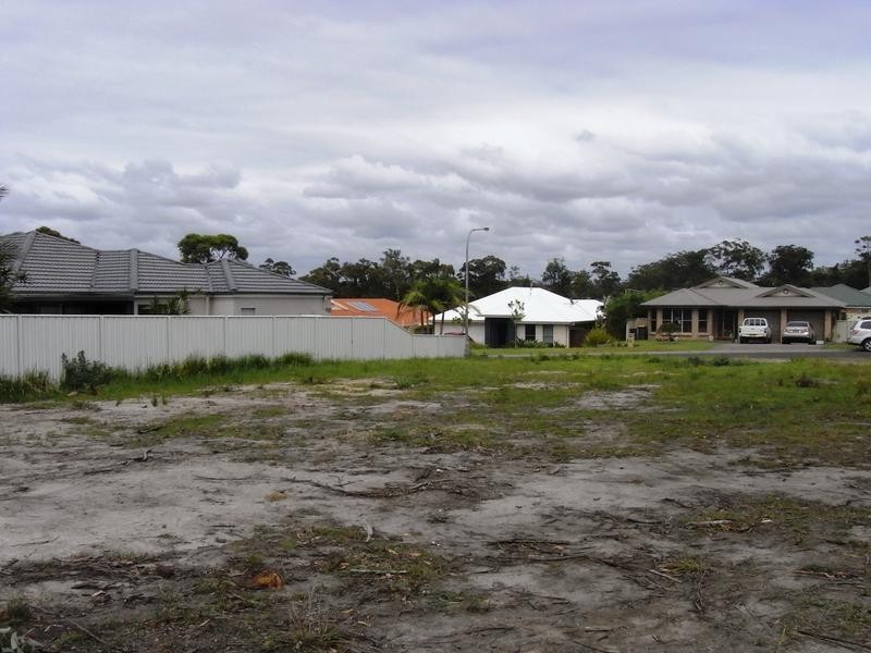 7 Hogbin Place, St Georges Basin NSW 2540