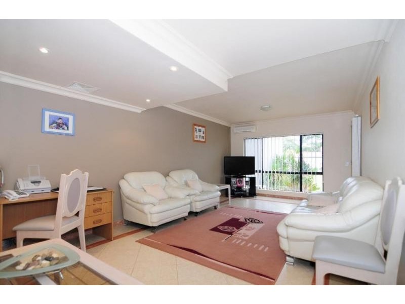 25a Elizabeth Drive, Vincentia NSW 2540